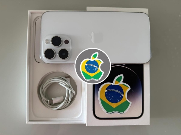 iPhone 14 Pro Max 256GB - Branco - Seminovo - Bater.: 89% - R$ 4.600,00.  Aceito só iPhone na troca - Aceito Cartão até 18x + juros. Vai com Cabo e Fonte juntos. Tubarão - SC. Atenção: Compra feita pelo site, acrescenta 5%, à mais encima do valor!!!