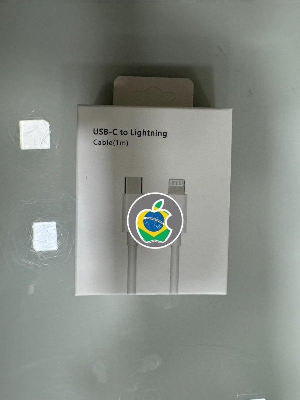 Cabo USB - C - 1m Original - Para iPhone - R$ 100,00. Aceito Cartão até 18x + juros. Tubarão - SC. Atenção: Compra feita pelo site, acrescenta 5%, à mais encima do valor!!!