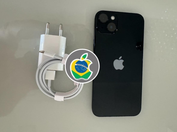 iPhone 13 256GB - Preto - Seminovo - Bater.: 95% - R$ 2.800,00.  Aceito só iPhone na troca - Aceito Cartão até 18x + juros. Vai com Cabo e Fonte juntos. Tubarão - SC. Atenção: Compra feita pelo site, acrescenta 5%, à mais encima do valor!!!