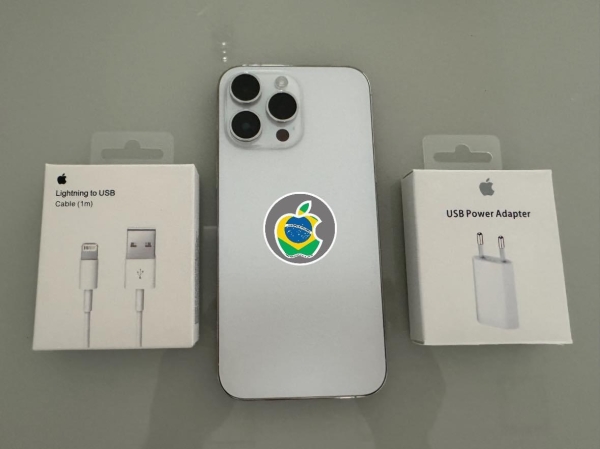 iPhone 14 Pro 128GB - Branco - Seminovo - Bater.: 88% - R$ 3.800,00.  Aceito só iPhone na troca - Aceito Cartão até 18x + juros. Vai com Cabo e Fonte juntos. Tubarão - SC. Atenção: Compra feita pelo site, acrescenta 5%, à mais encima do valor!!!