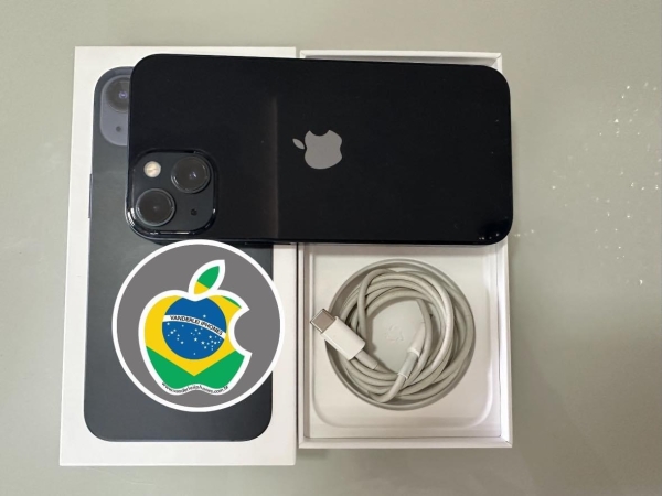 iPhone 13 128GB - Preto - Seminovo - Bater.: 94% - Garant. Apple: 10/12/2025 - R$ 2.600,00.  Aceito só iPhone na troca - Aceito Cartão até 18x + juros. Vai com Cabo e Fonte juntos. Tubarão - SC. Atenção: Compra feita pelo site, acrescenta 5%, à mais encima do valor!!!